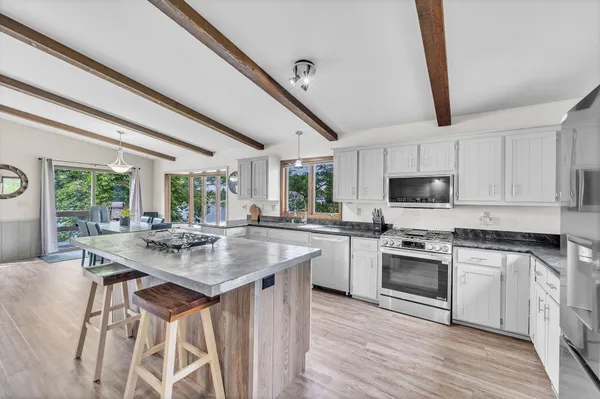 $4,700 | N64W35061 Rd J, Oconomowoc, WI 53066