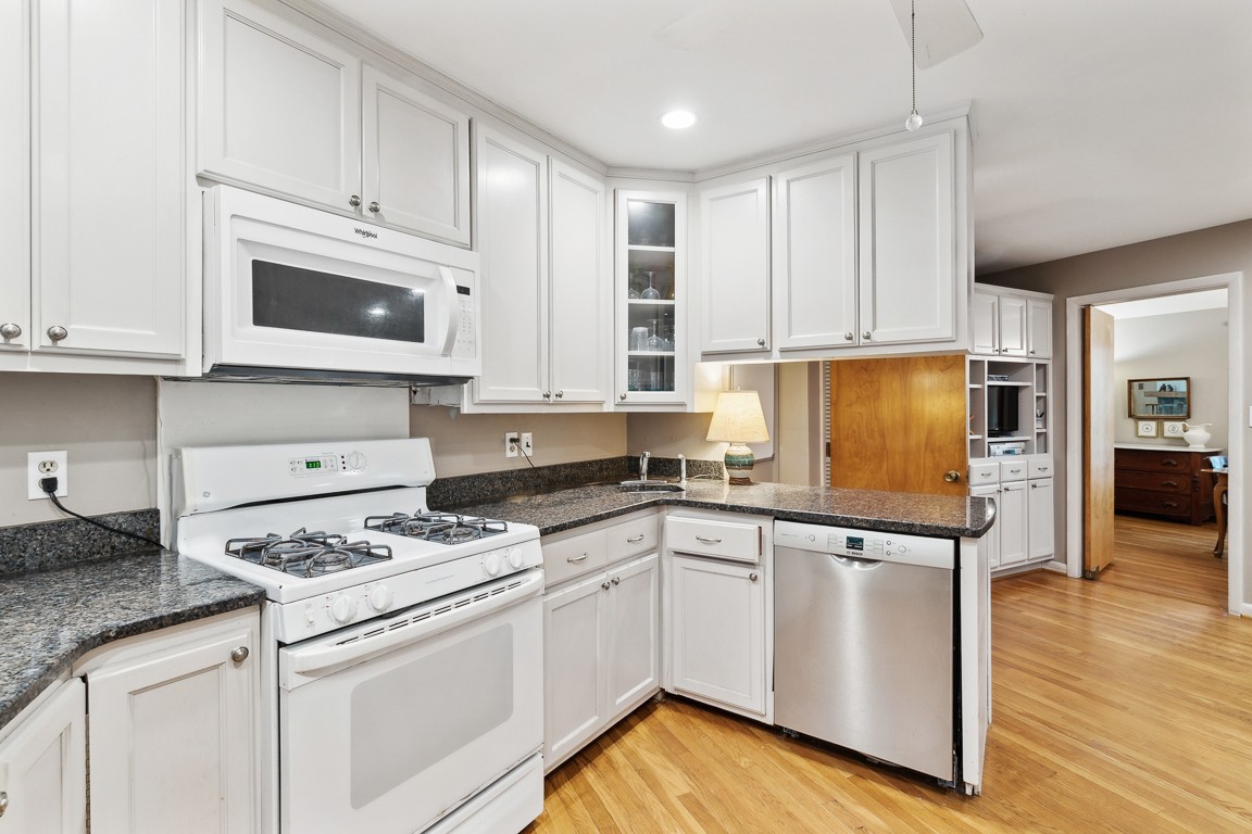 95 Poplar Lane Sewanee, TN 37375 - Photo 11 of 26