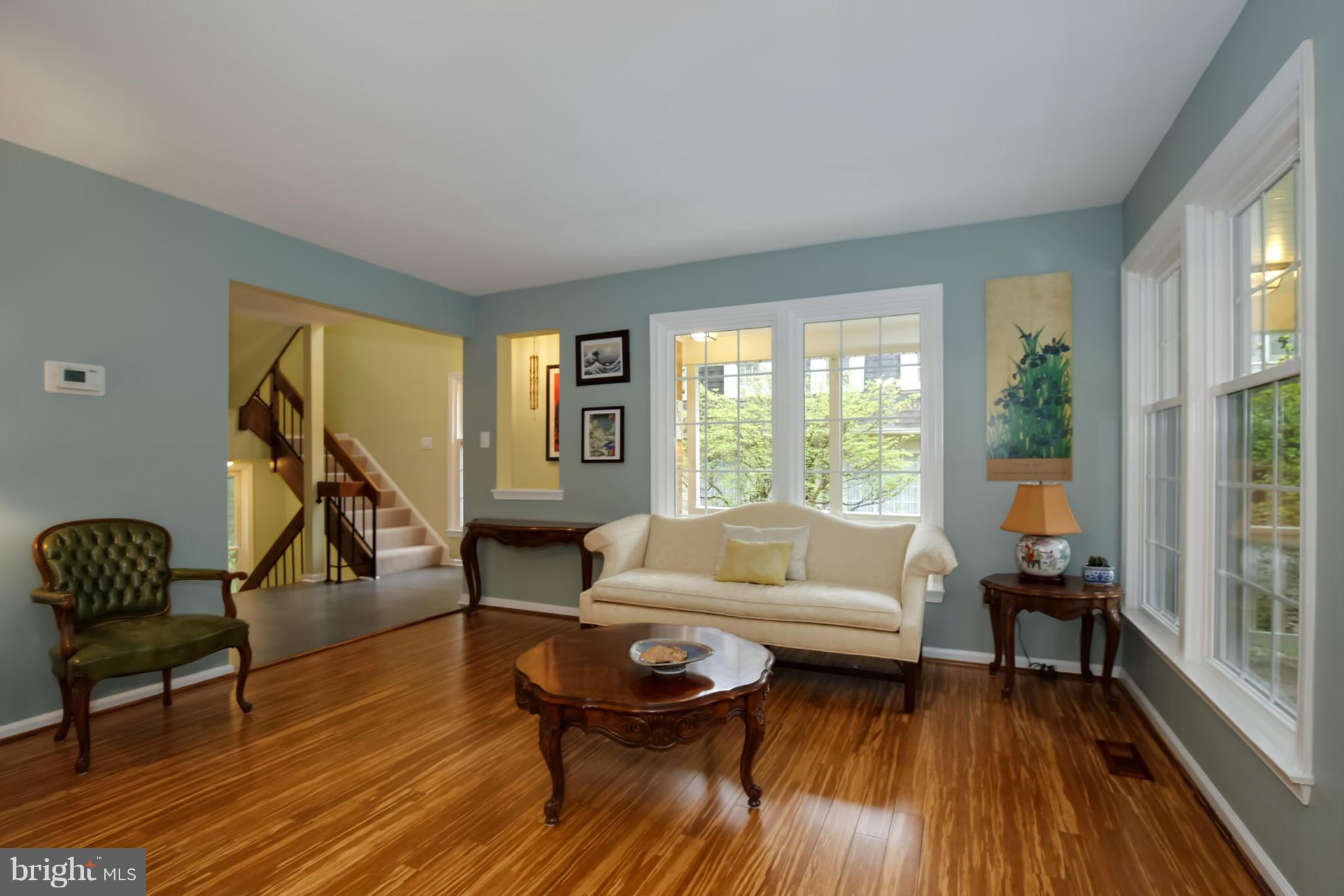 1911 Hickory Hill Lane Silver Spring, MD 20906 - Photo 3 of 30 Living Room