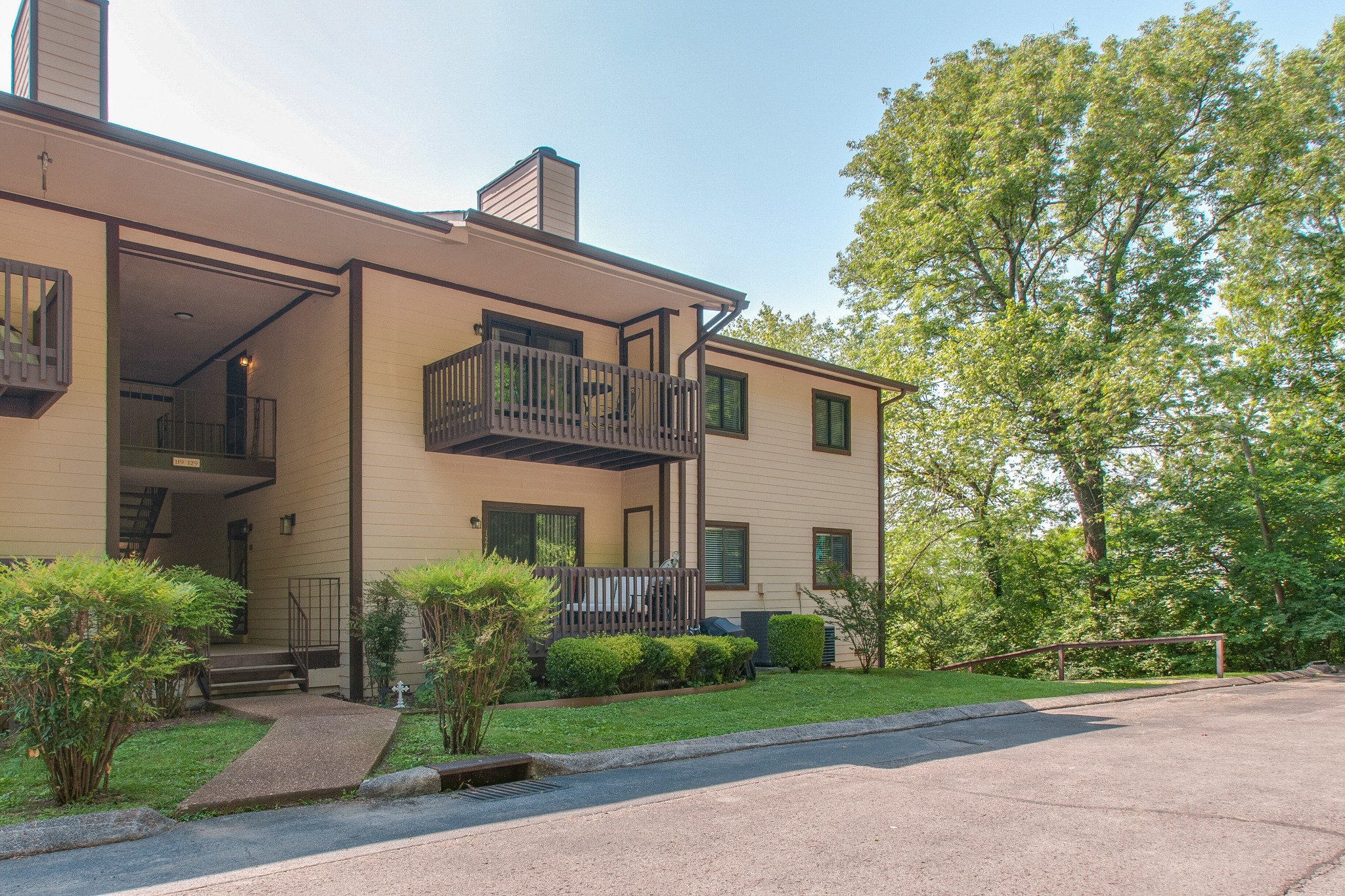 127 Hicks Road Nashville, TN 37221 - Photo 5 of 27 Gallery Image 5