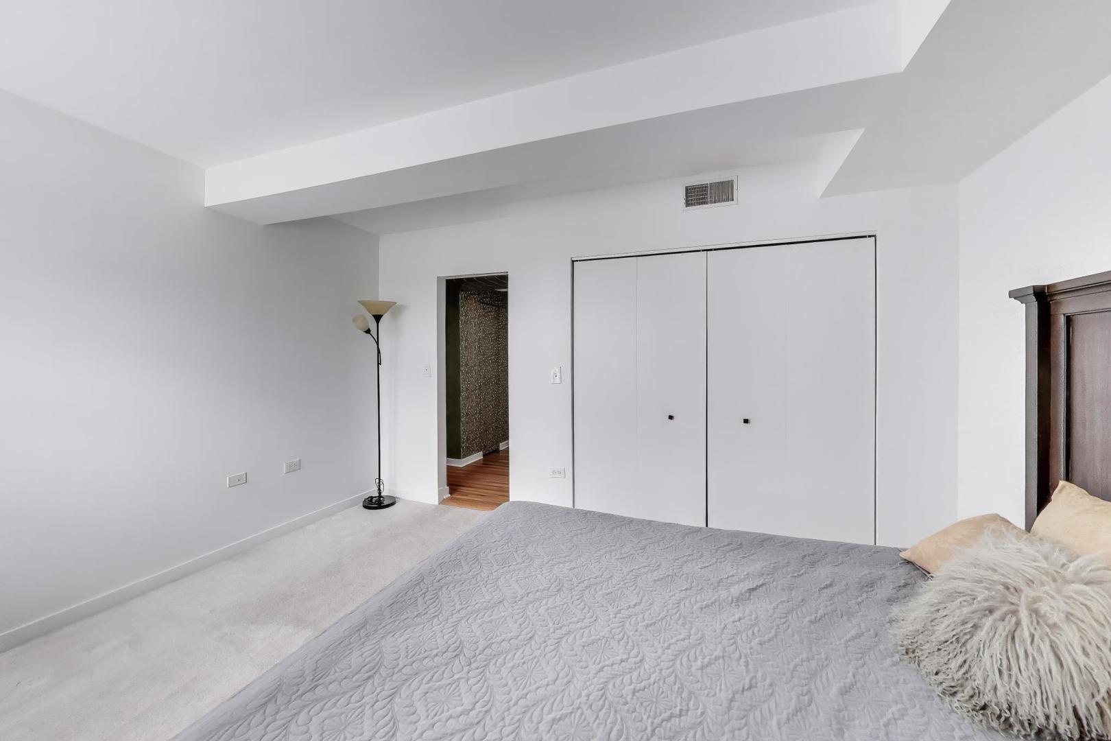 1910 South Indiana Avenue, Unit 727 Chicago, IL 60616 - Photo 11 of 25