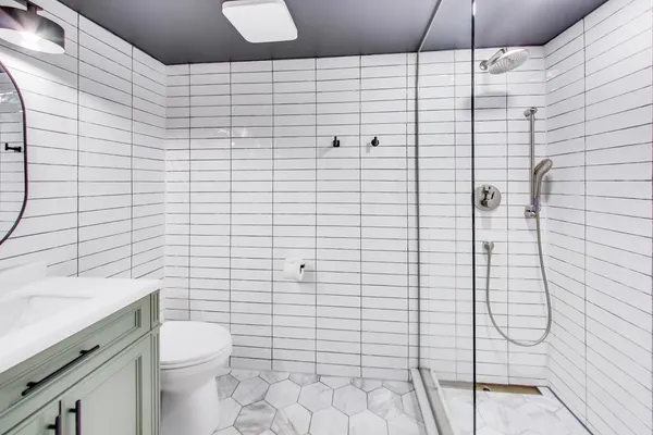 $285,000 | 1910 South Indiana Avenue, Unit 727, Chicago, IL 60616