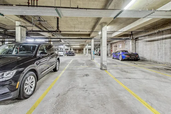 $285,000 | 1910 South Indiana Avenue, Unit 727, Chicago, IL 60616