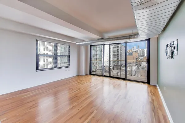 $285,000 | 1910 South Indiana Avenue, Unit 727, Chicago, IL 60616