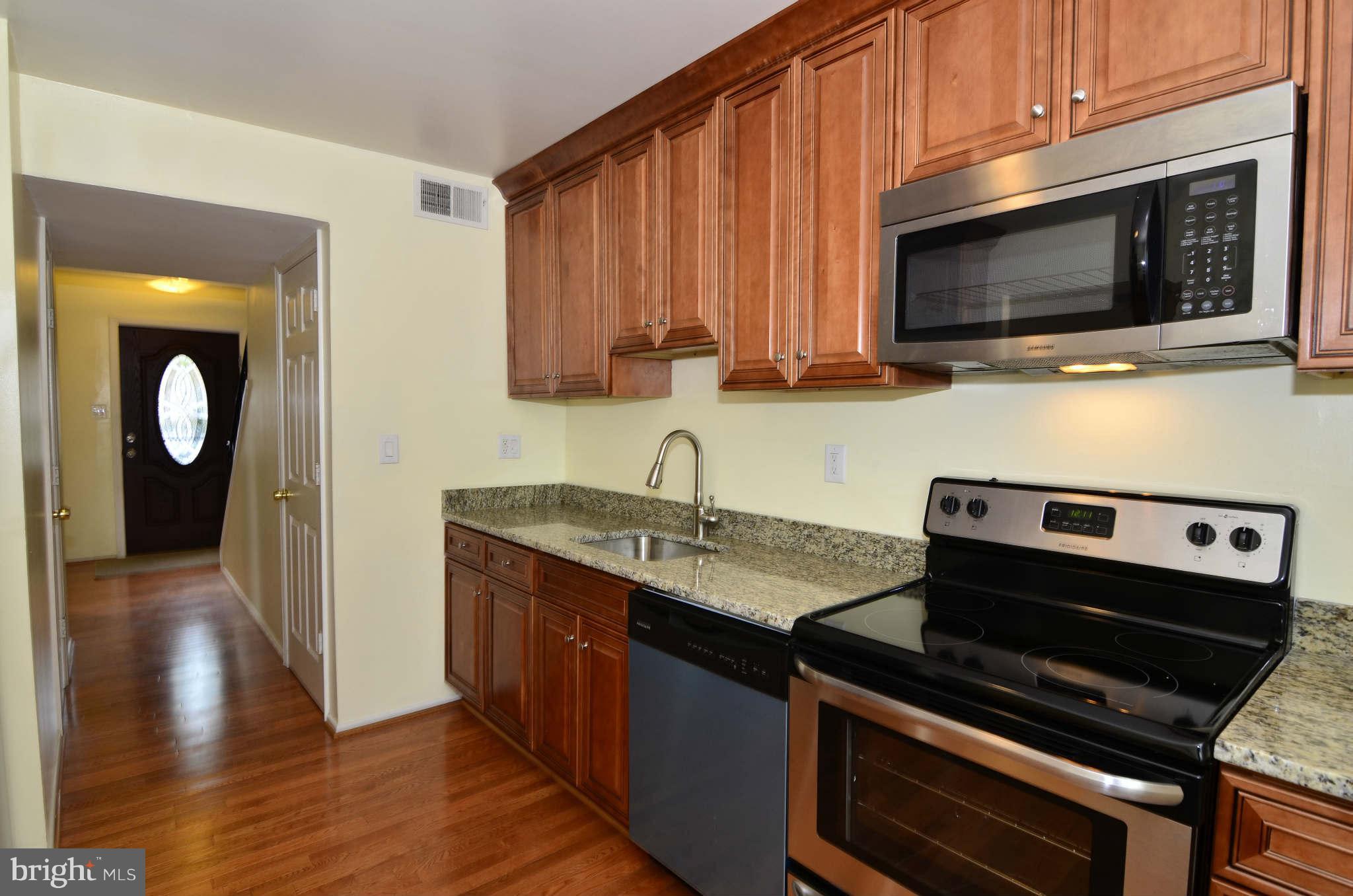 8451 Kitchener Drive Springfield, VA 22153 - Photo 2 of 26 Brand New Kitchen