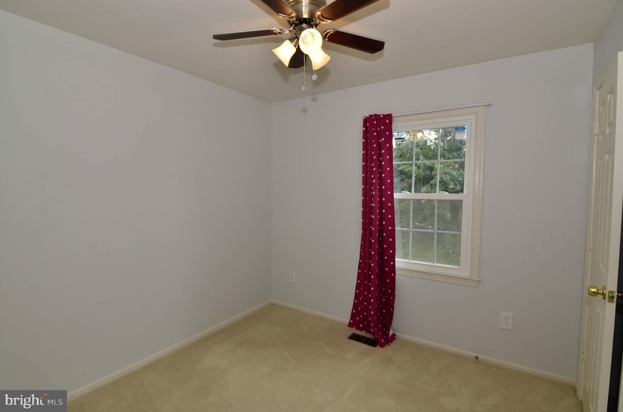 8451 Kitchener Drive Springfield, VA 22153 - Photo 24 of 26 Bedroom