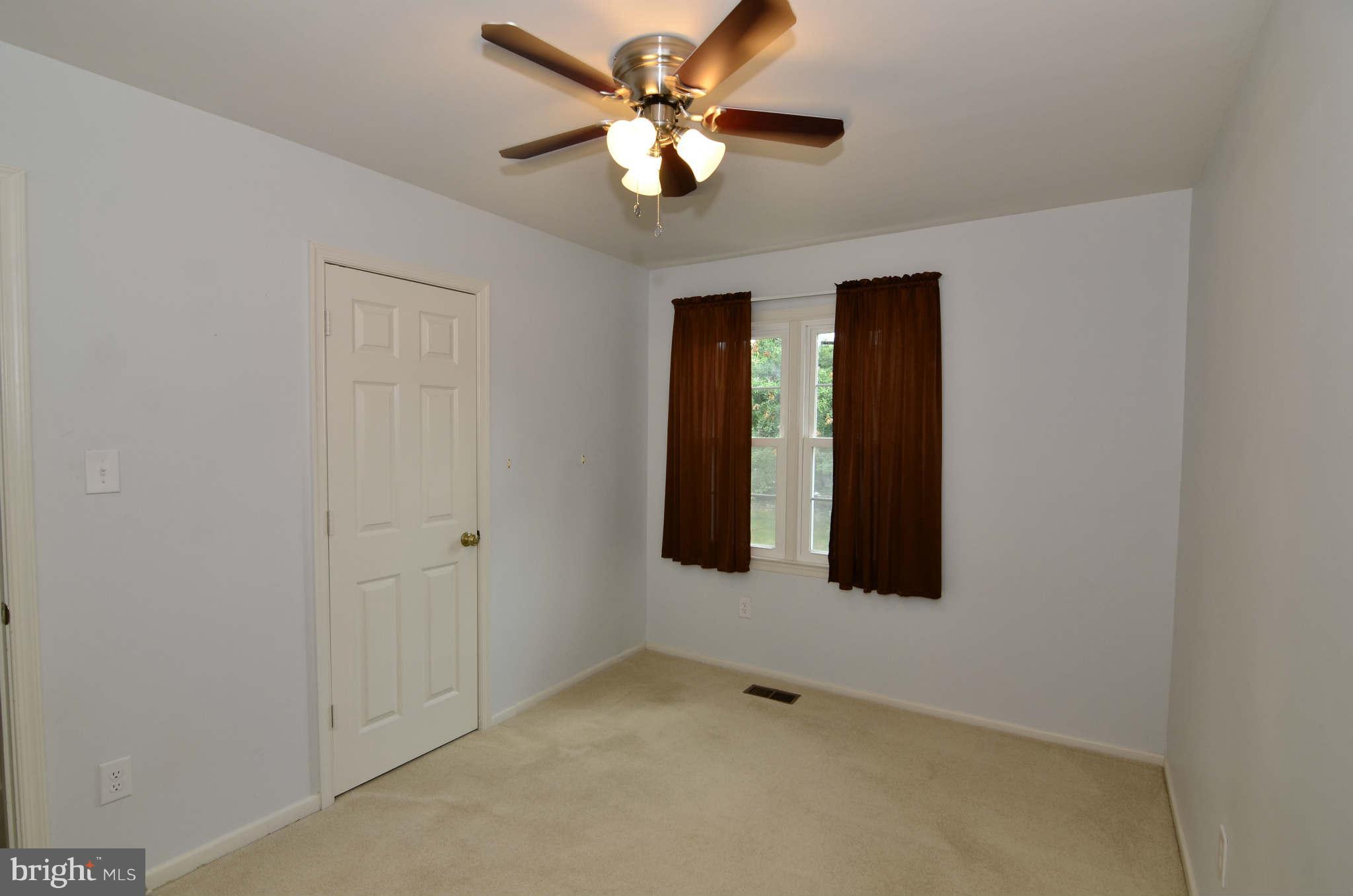 8451 Kitchener Drive Springfield, VA 22153 - Photo 25 of 26 Bedroom