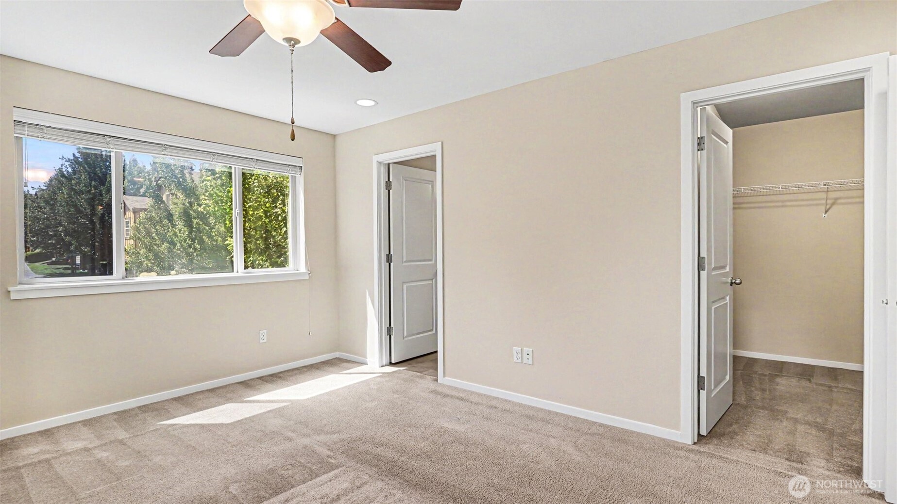 16533 2nd Park Southeast Bothell, WA 98012 - Photo 17 of 31