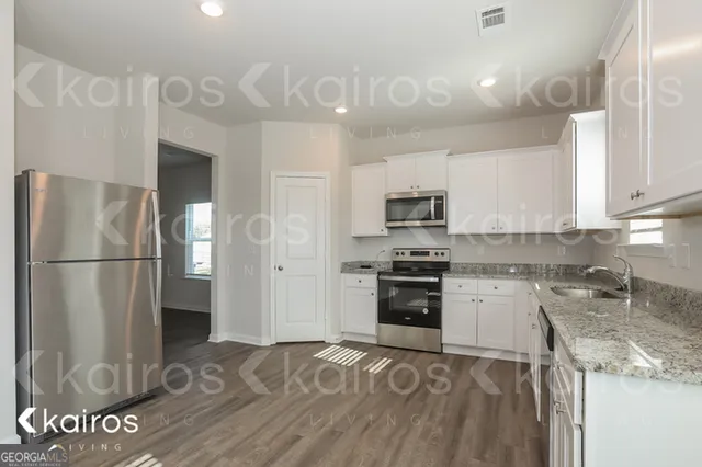 $2,365 | 3529 Bridgewood Drive, Macon, GA 31216