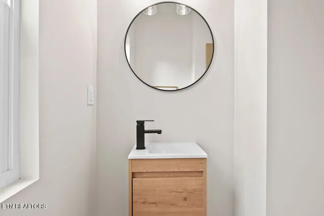 $374,900 | 915 Turner Street, Knoxville, TN 37917