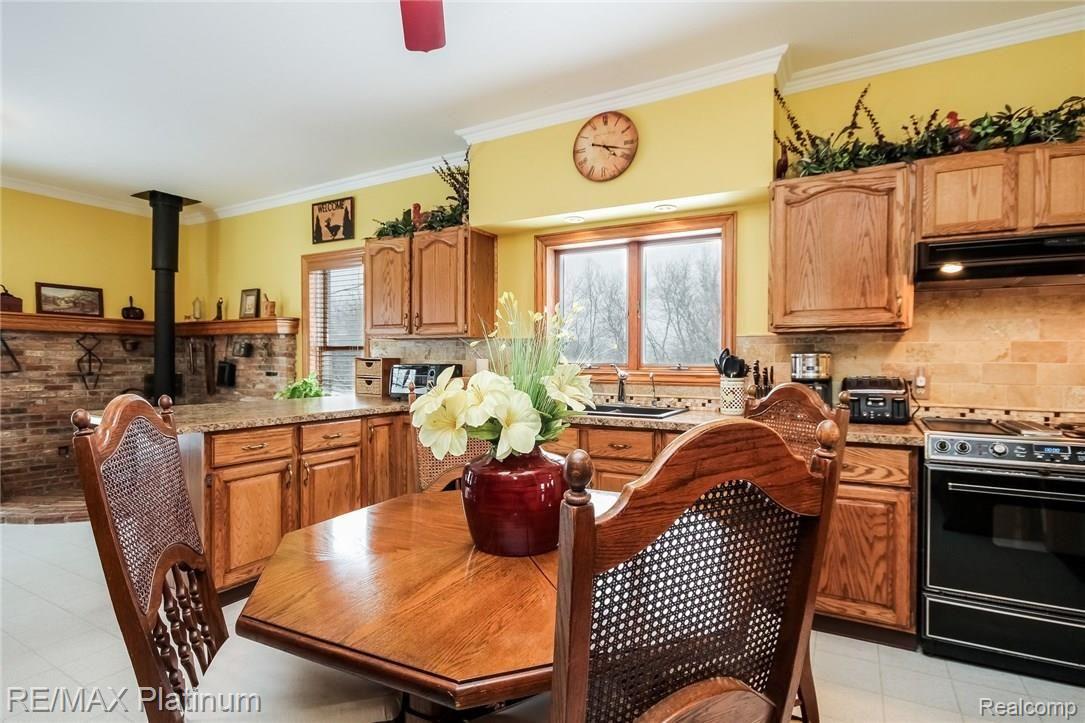 620 North Kane Road Webberville, MI 48892 - Photo 8 of 48 Kitchen