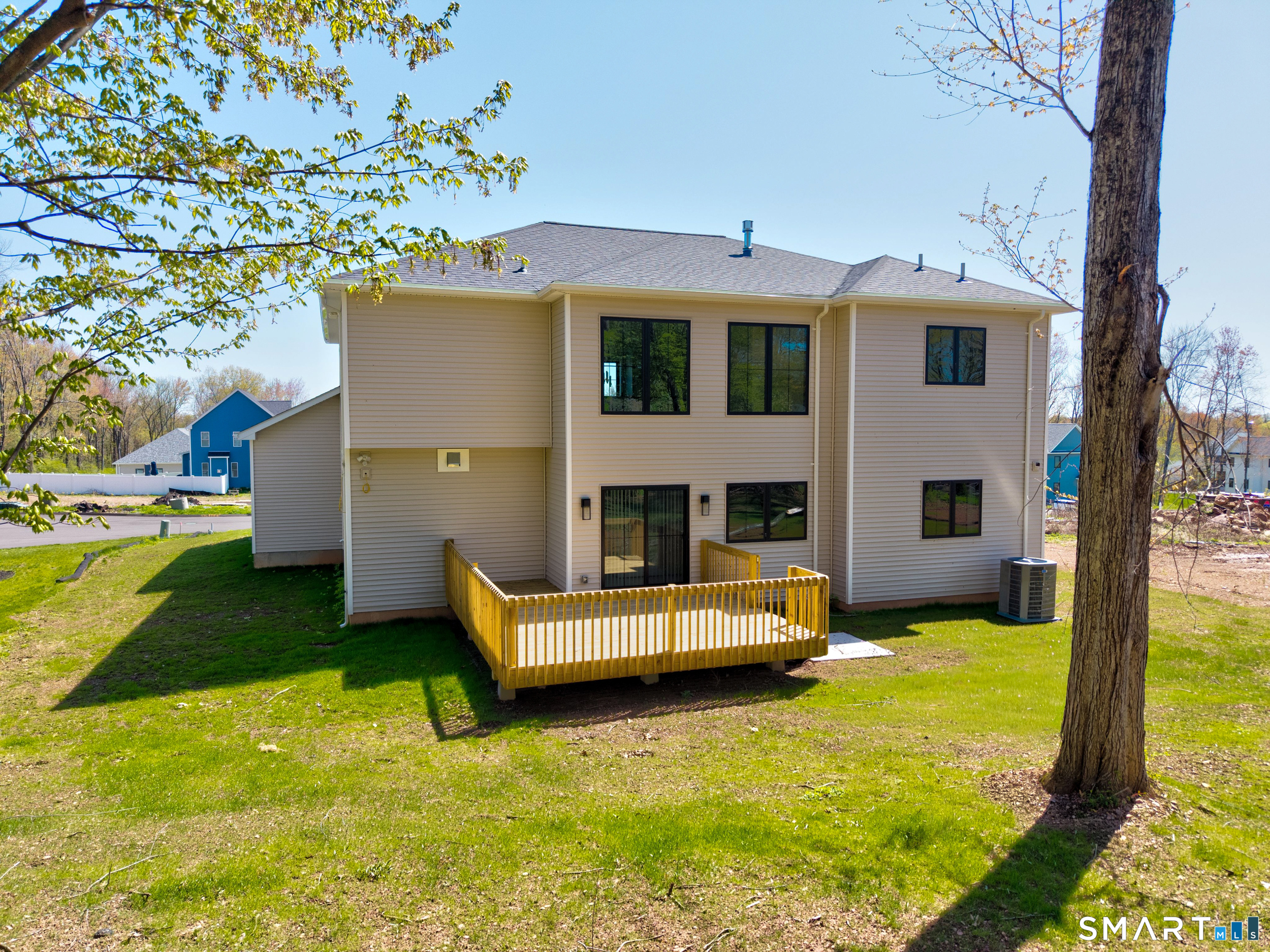 67 Luca Lane Wethersfield, CT 06109 - Photo 37 of 40