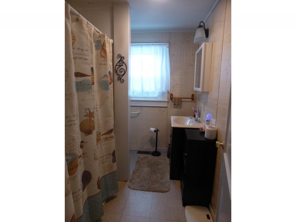 99 Airport Road Shaftsbury, VT 05262 - Photo 8 of 17 Gallery Image 8