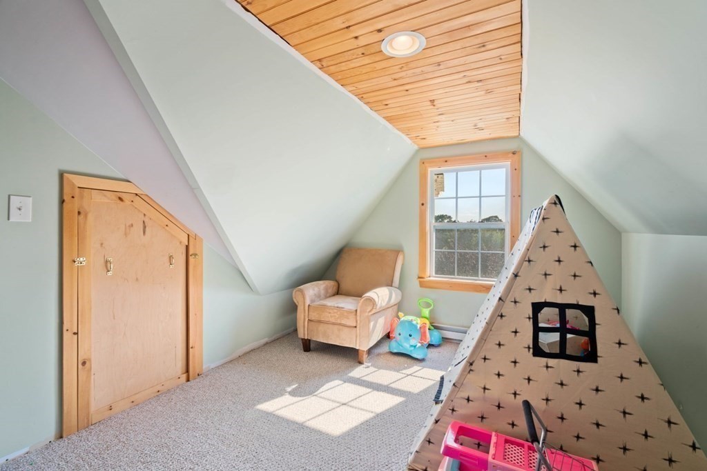 153 Butler Road Quincy, MA 02169 - Photo 30 of 40 Gallery Image 30