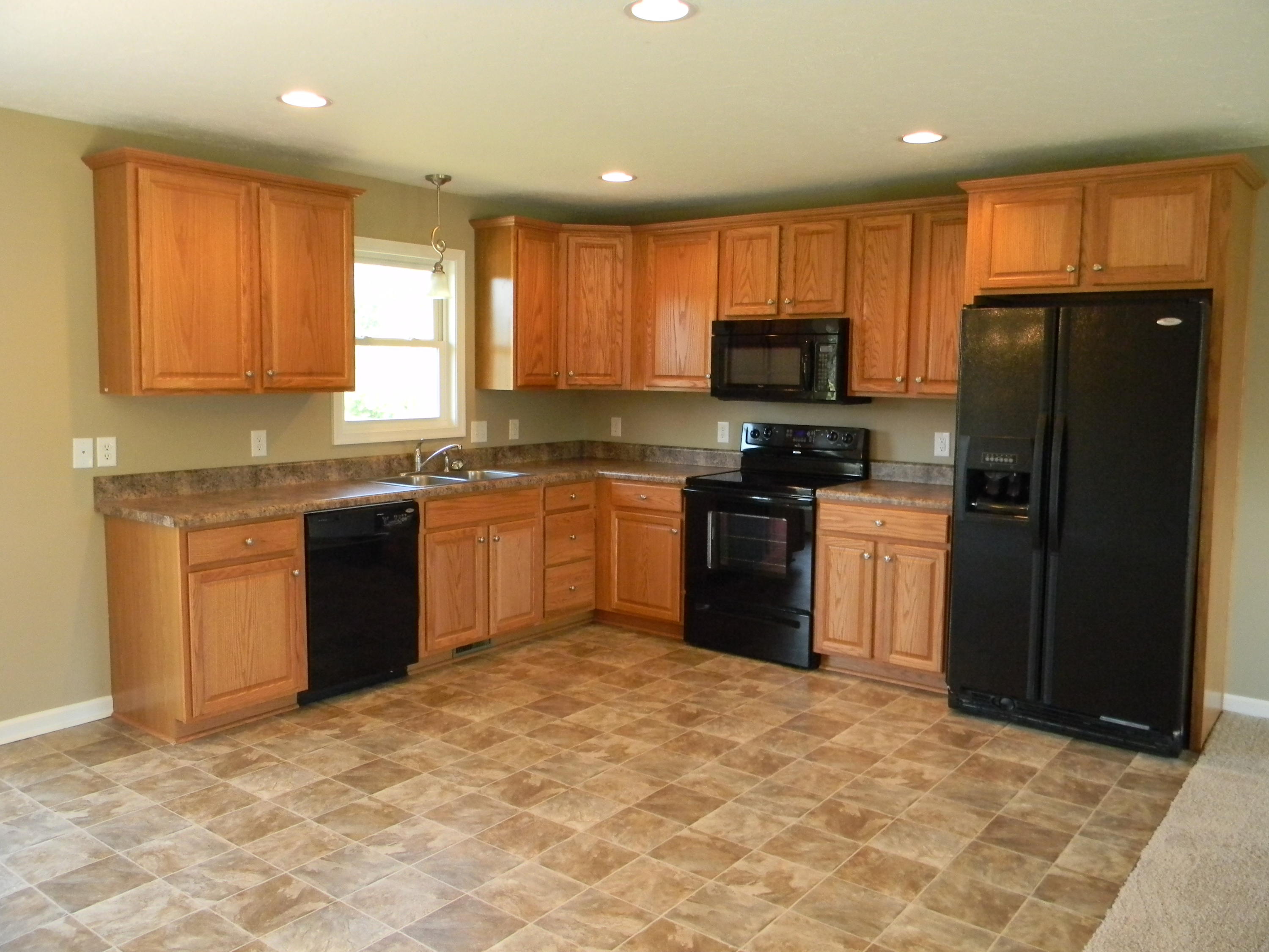 1925 Diamond Hill Road Moneta, VA 24121 - Photo 4 of 9 Kitchen