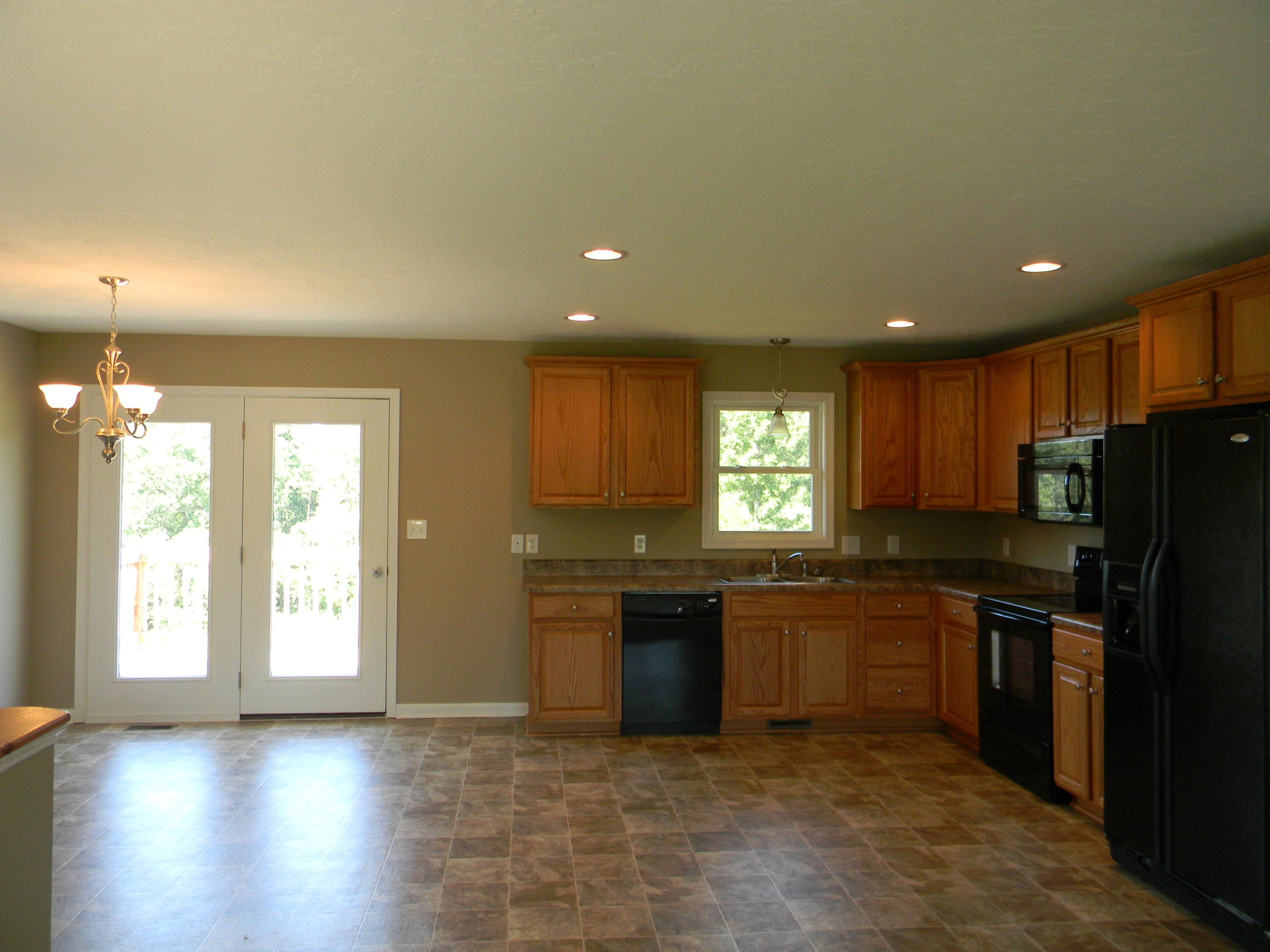 1925 Diamond Hill Road Moneta, VA 24121 - Photo 6 of 9 Kitchen & Dining Area