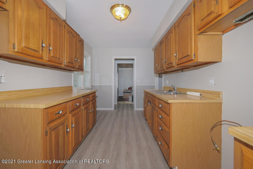 651 North Michigan Road Eaton Rapids, MI 48827 - Photo 17 of 31 P1688411