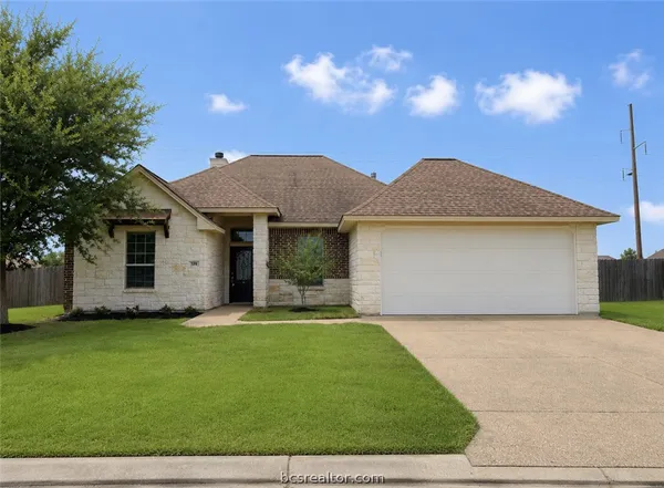 $399,900 | 3092 Archer Circle, Bryan, TX 77808