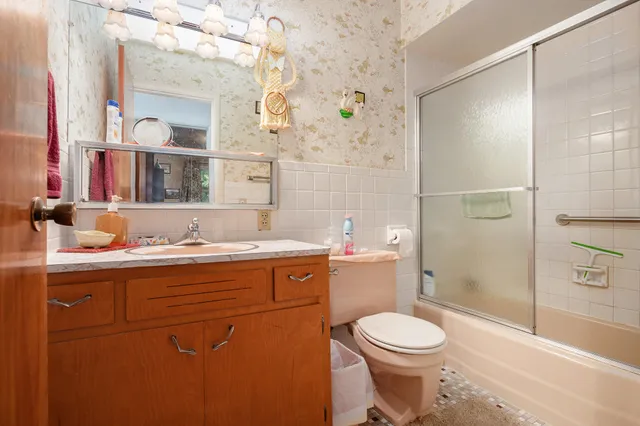 $259,000 | 27832 Corwin Street, Dowagiac, MI 49047