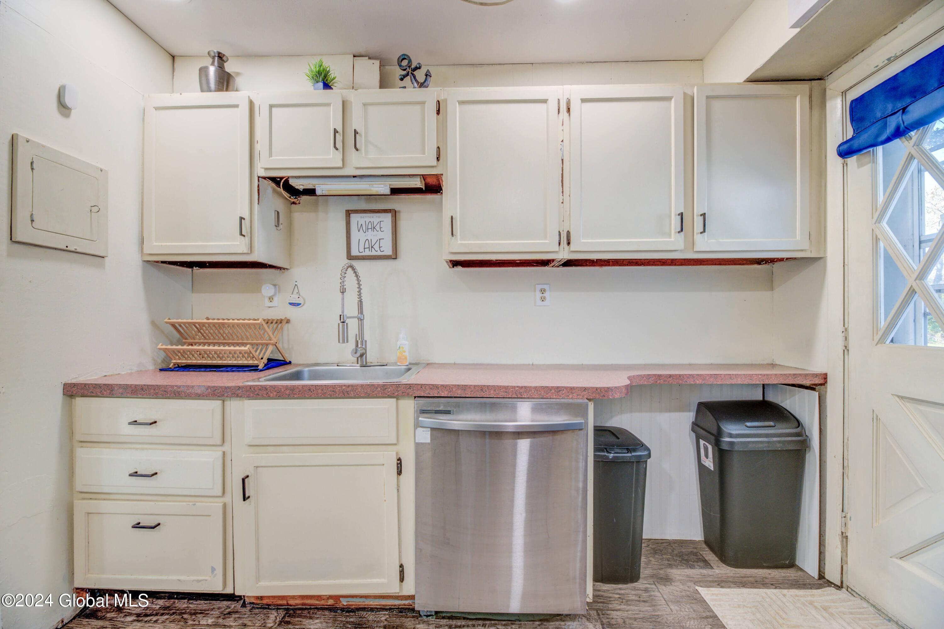190 Priddle Point Road Gloversville, NY 12078 - Photo 24 of 63 190 Priddle Pt-65