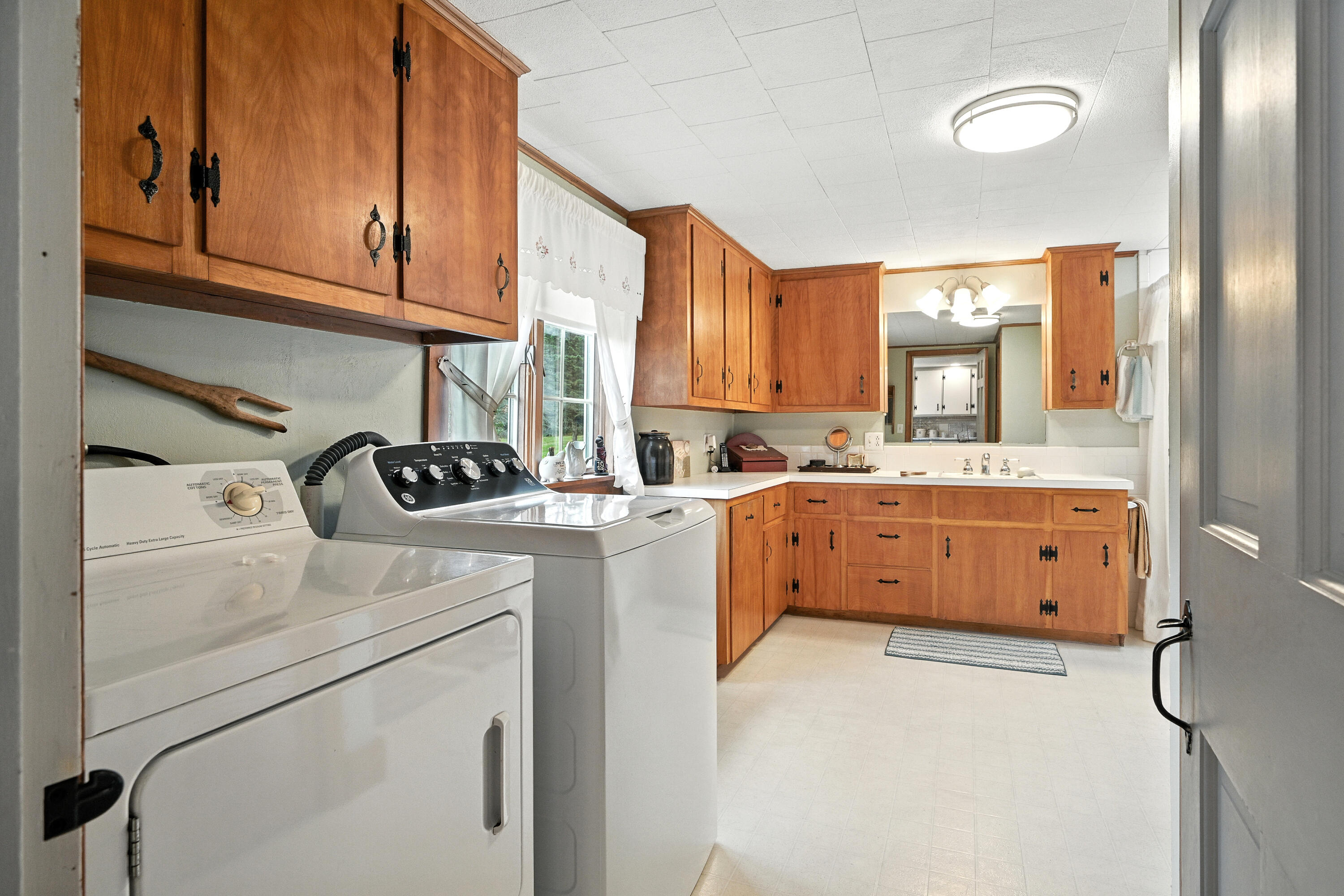 574 Howes Corner Road Turner, ME 04282 - Photo 21 of 56 110171gr-125