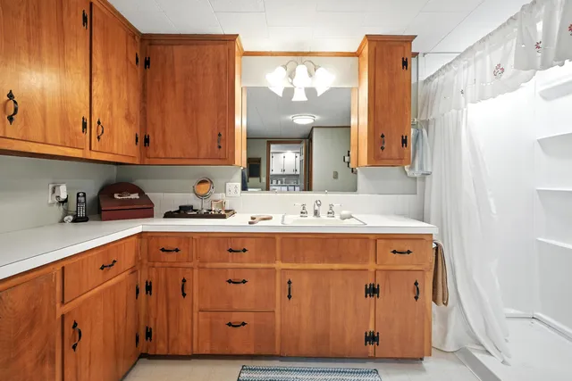 $449,000 | 574 Howes Corner Road, Turner, ME 04282