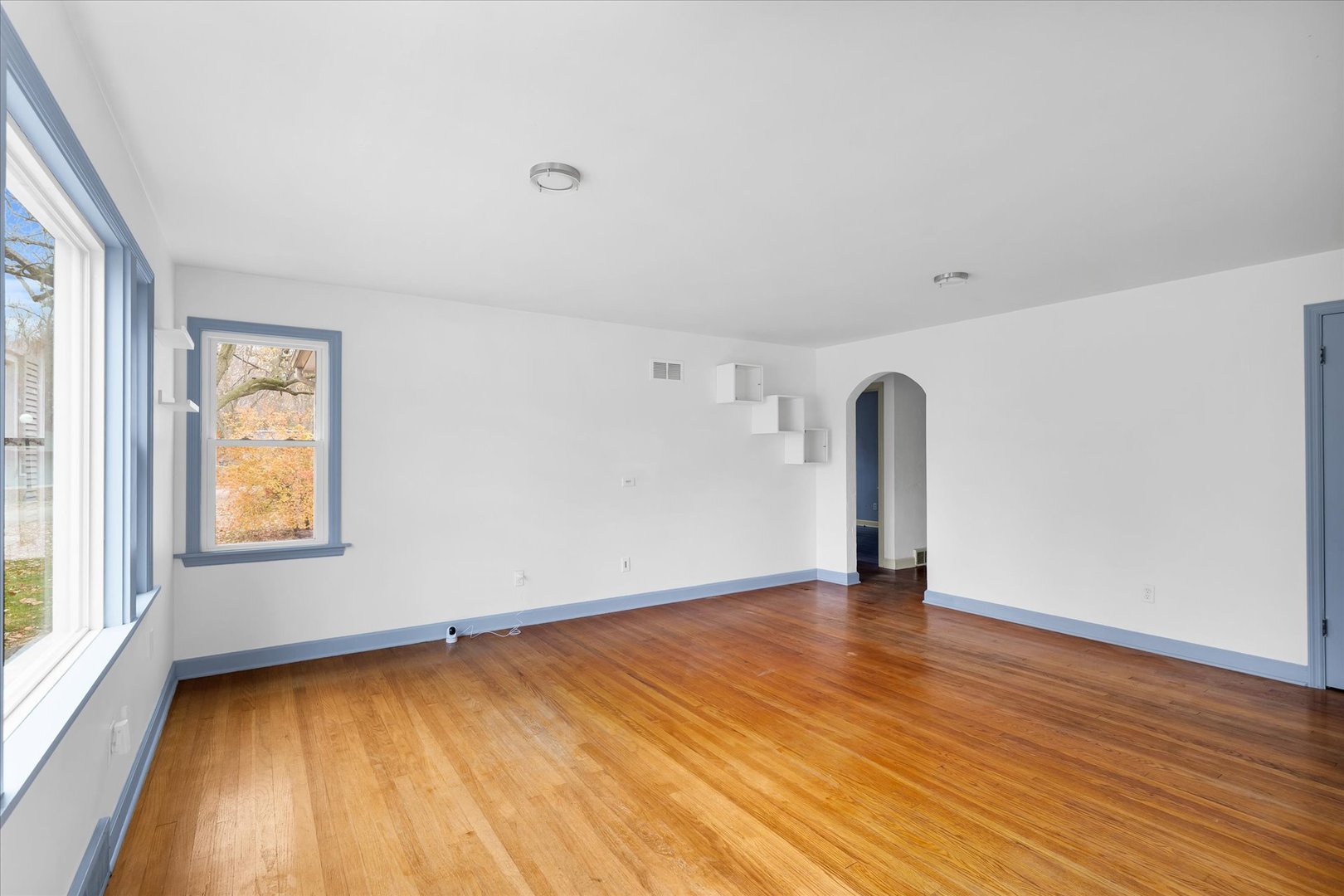 5 Flora Court Champaign, IL 61821 - Photo 4 of 26 Gallery Image 4