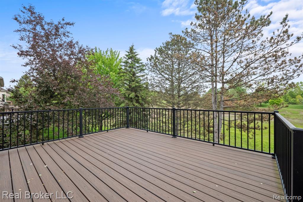 3099 Silverbrook Drive Rochester, MI 48306 - Photo 23 of 26 Gallery Image 23
