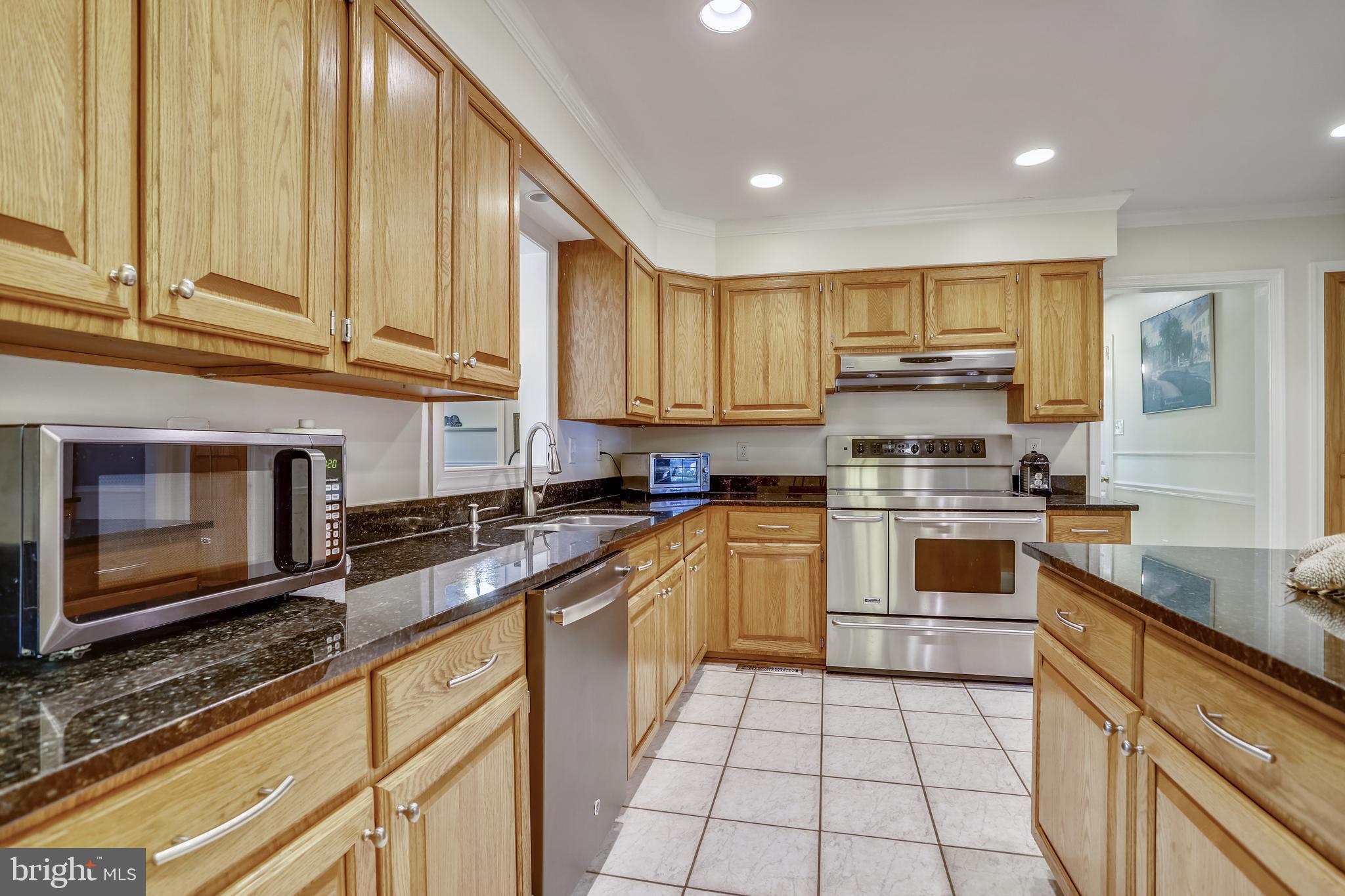 7342 Forrest Road Warrenton, VA 20187 - Photo 22 of 80 Kitchen
