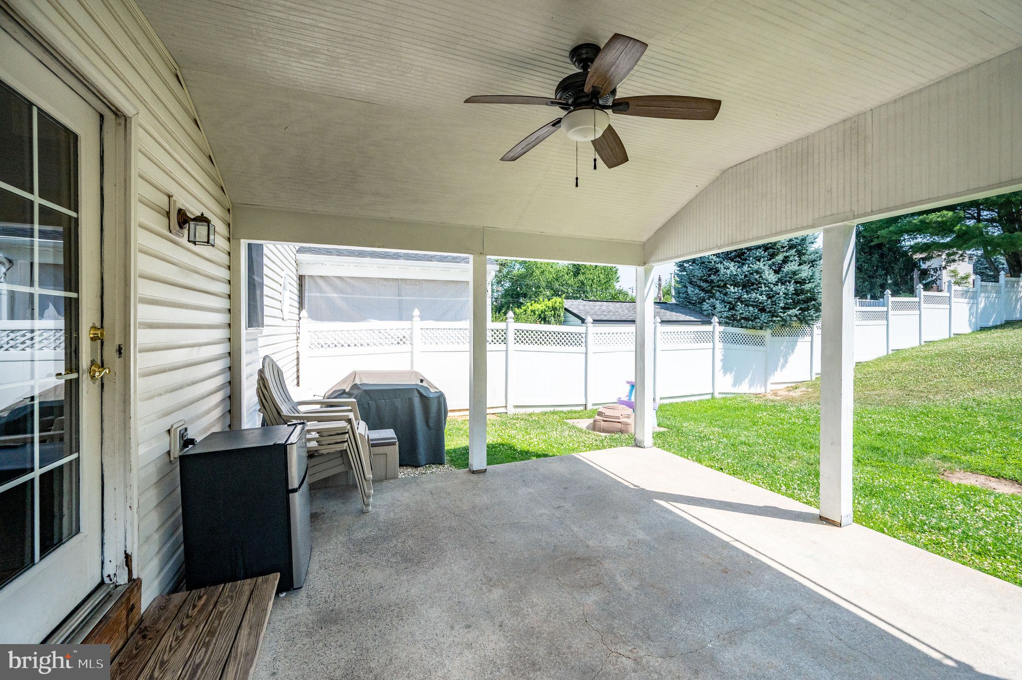 391 Sioux Court Reading, PA 19608 - Photo 39 of 43