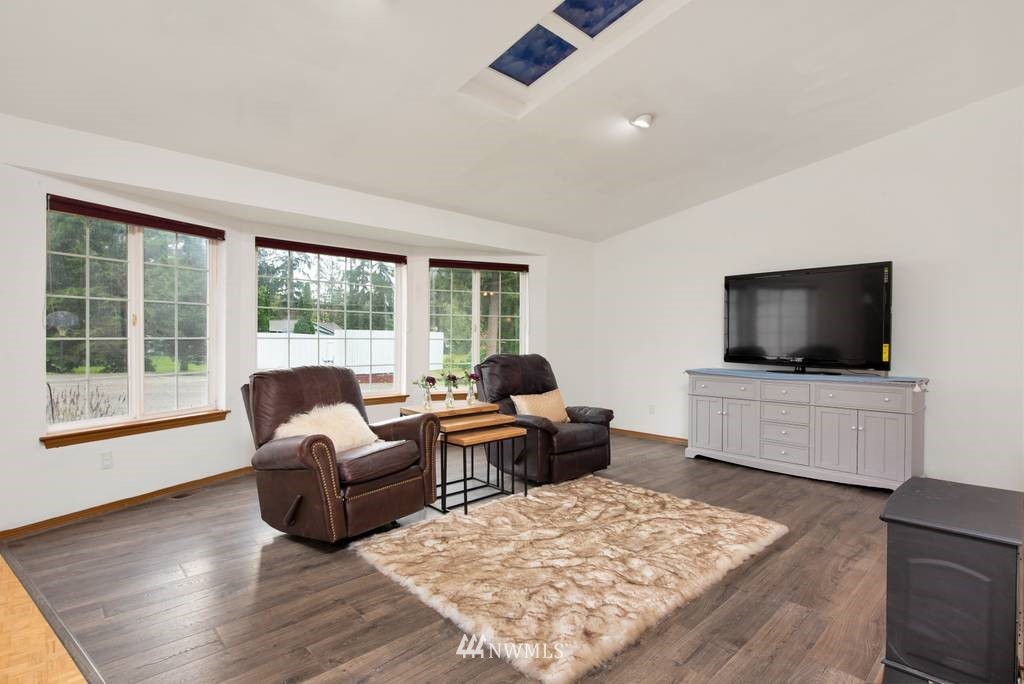 30902 Northeast Cherry Valley Road Duvall, WA 98019 - Photo 4 of 21 Gallery Image 4