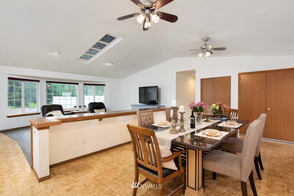 30902 Northeast Cherry Valley Road Duvall, WA 98019 - Photo 7 of 21 Gallery Image 7