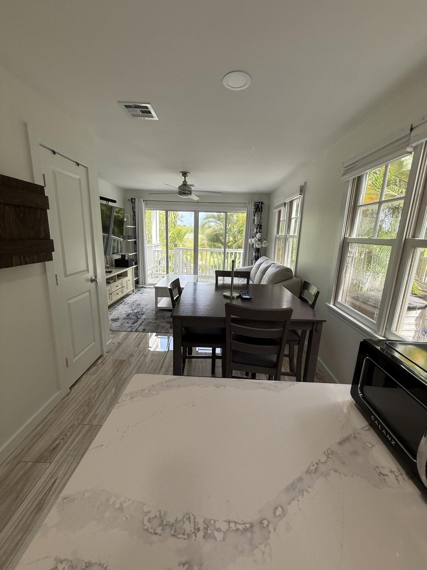 20 Merganser Lane Key West, FL 33040 - Photo 1 of 28 IMG_0995 2