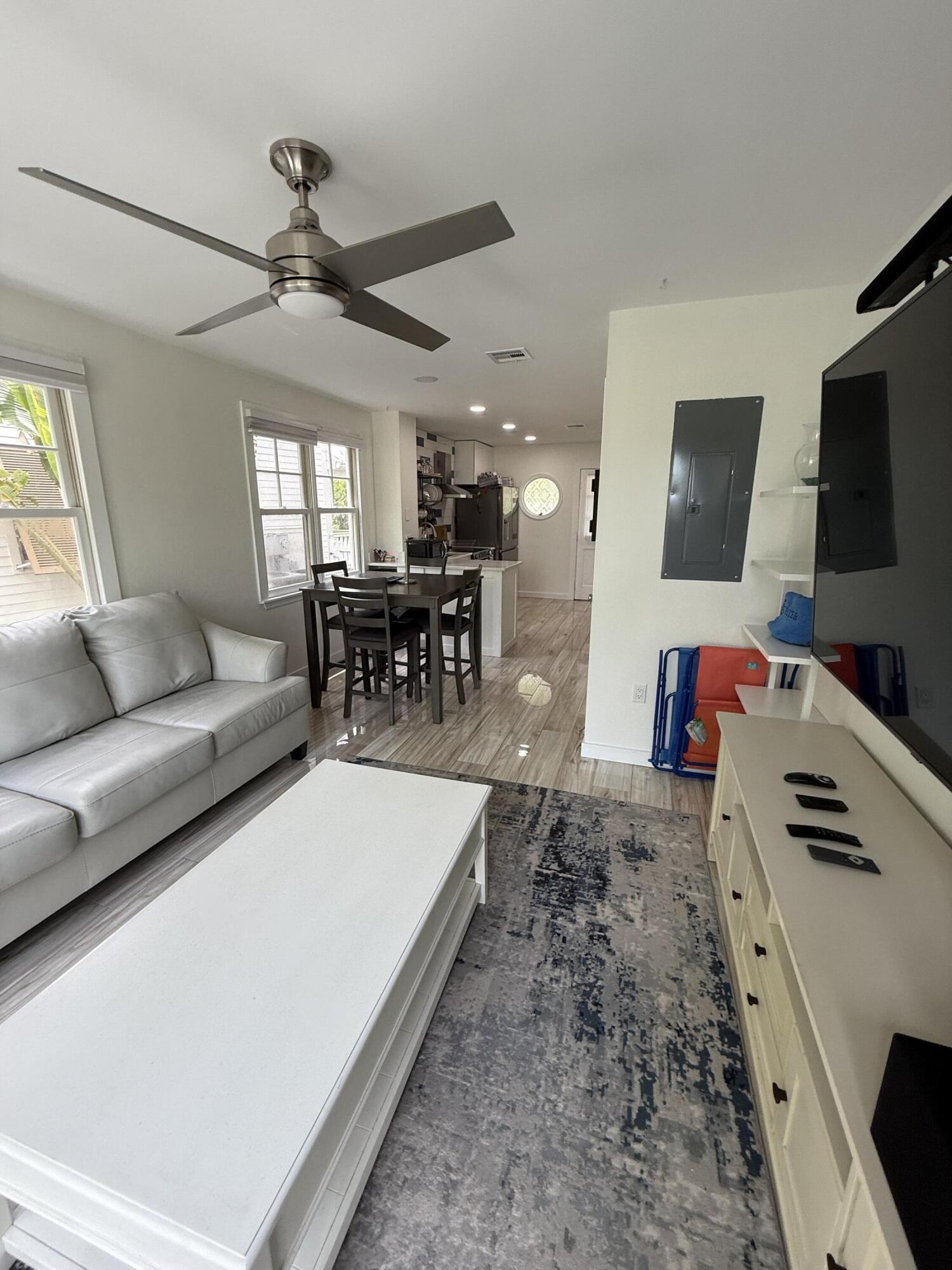 20 Merganser Lane Key West, FL 33040 - Photo 14 of 28 IMG_1004 2