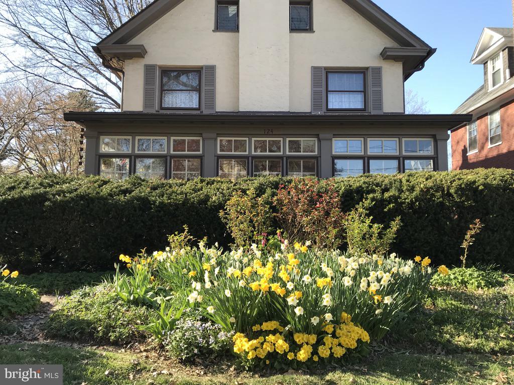 124 Grandview Road Ardmore, PA 19003 - Photo 3 of 65