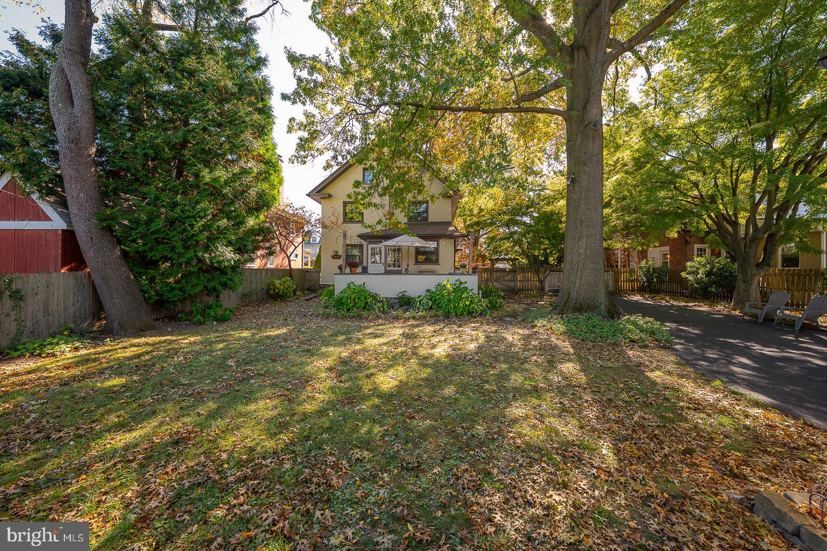 124 Grandview Road Ardmore, PA 19003 - Photo 50 of 65 a backyard of a house with lots of green space