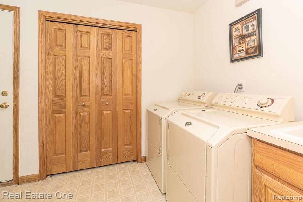 3208 Fairgrove Terrace Rochester Hills, MI 48309 - Photo 19 of 21