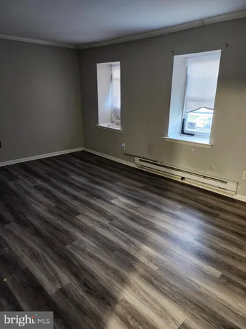 $1,700 | 422 Via Cascata Drive, Clementon, NJ 08021