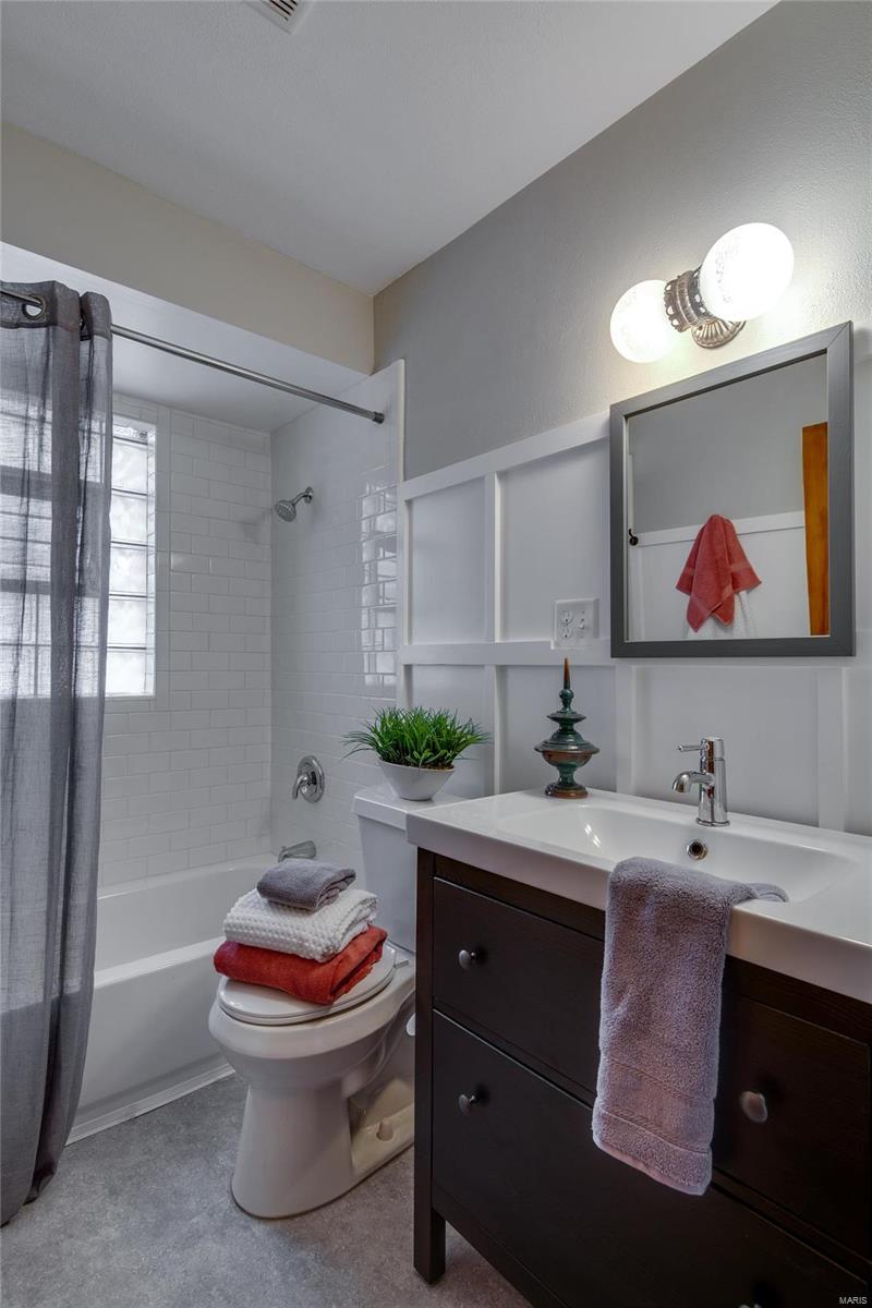 2016 Telegraph Road St. Louis, MO 63125 - Photo 12 of 28 Gallery Image 12