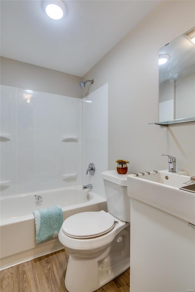 2016 Telegraph Road St. Louis, MO 63125 - Photo 17 of 28 Gallery Image 17