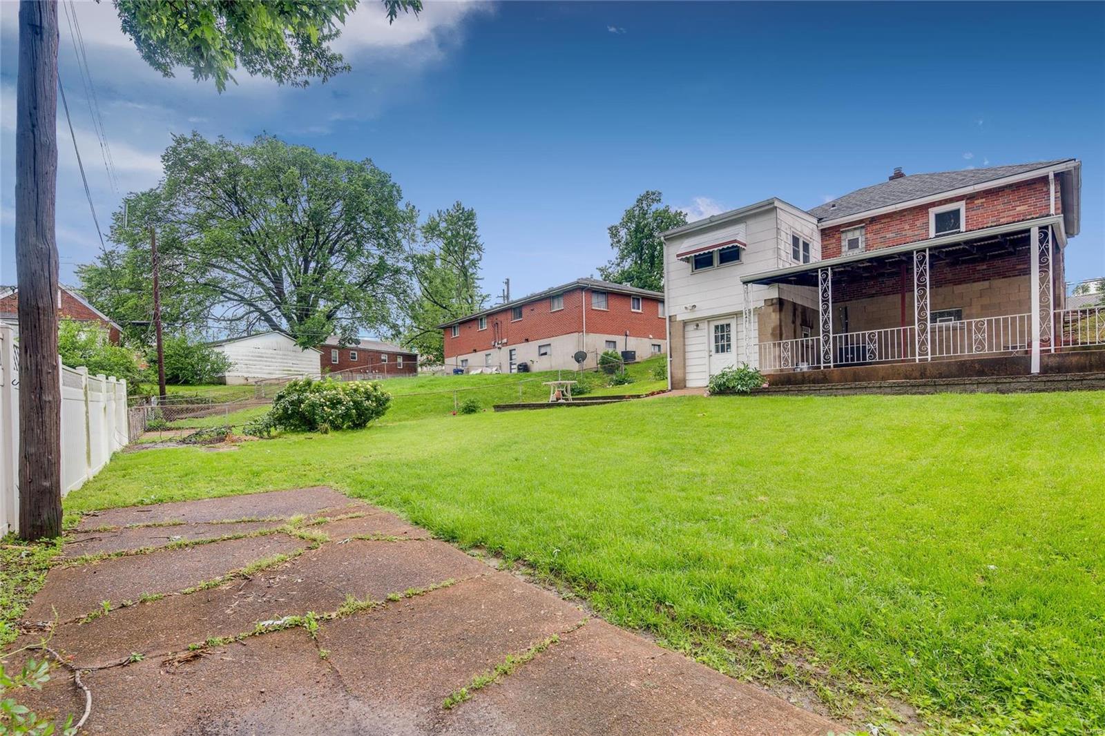2016 Telegraph Road St. Louis, MO 63125 - Photo 27 of 28 Gallery Image 27