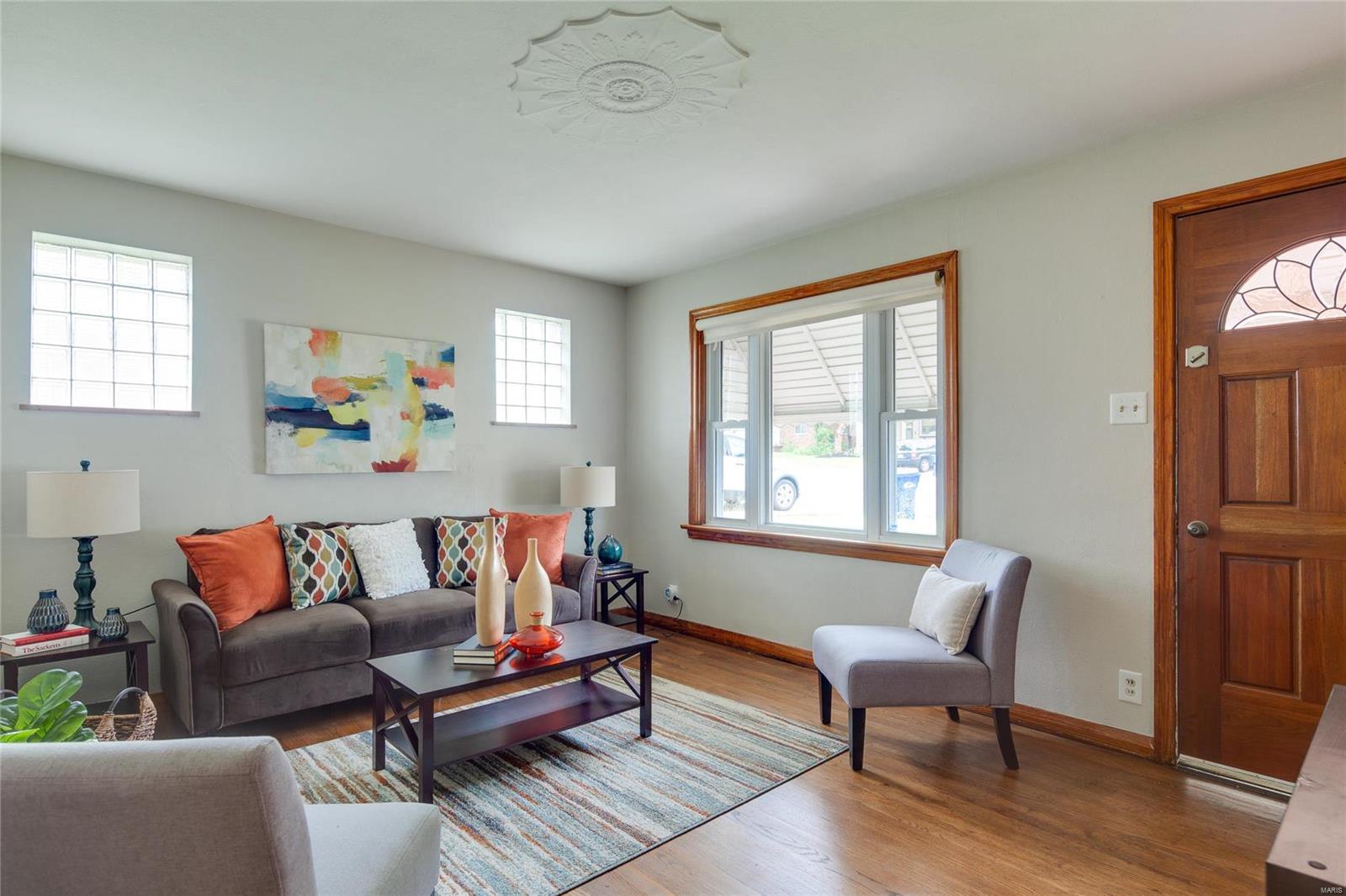 2016 Telegraph Road St. Louis, MO 63125 - Photo 5 of 28 Gallery Image 5