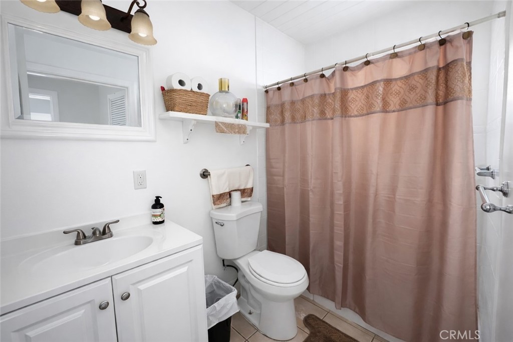 12778 Judd Street Pacoima, CA 91331 - Photo 5 of 9