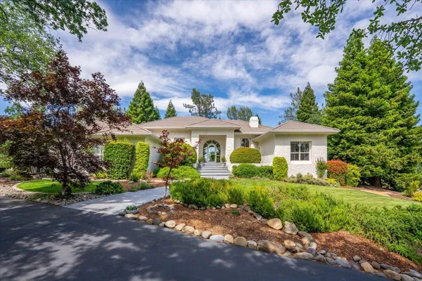 $1,495,000 | 15888 El Camino Robles Road, Redding, CA 96001