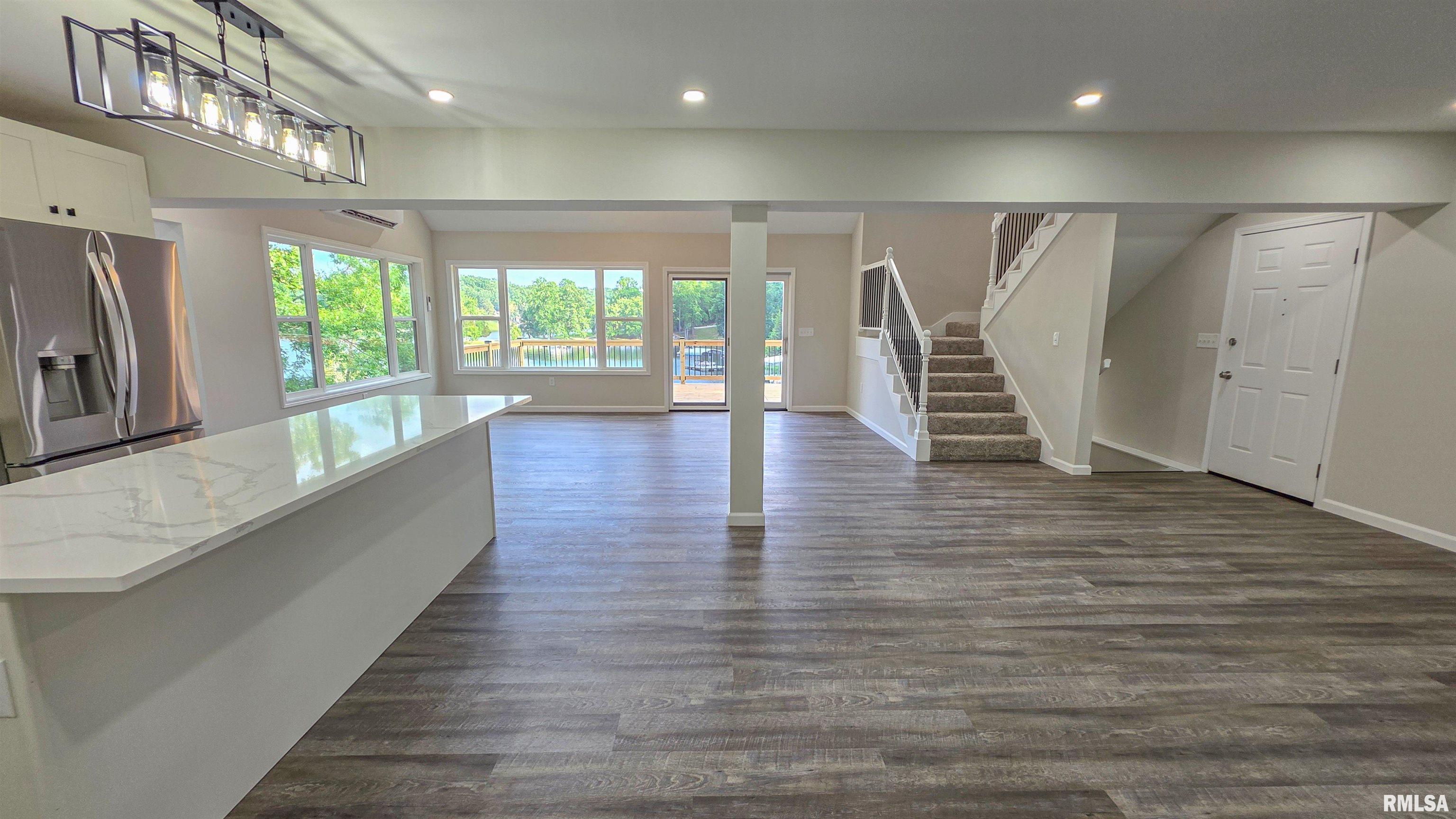 12185 Pebble Point Road Marion, IL 62959 - Photo 15 of 49