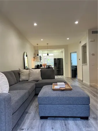 $3,650 | 7239 Comstock Avenue, Unit E, Whittier, CA 90602