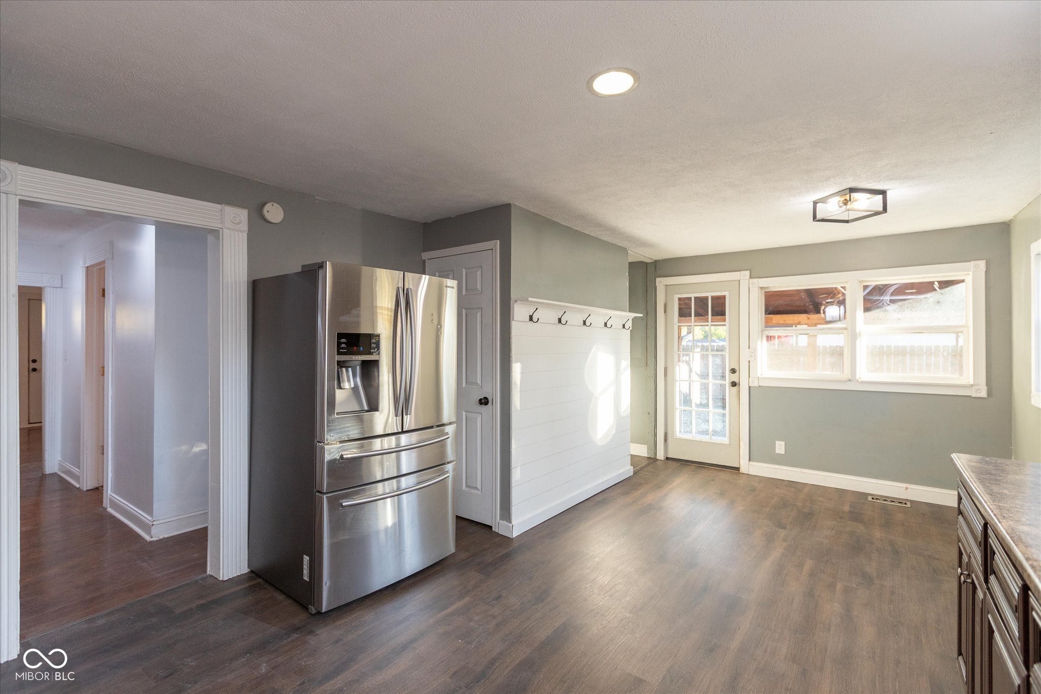 640 South High School Road Indianapolis, IN 46241 - Photo 9 of 24