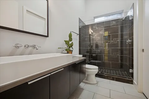 $1,340,000 | 5201 Linden Street, Bellaire, TX 77401