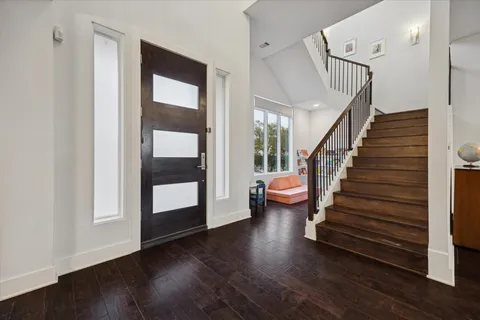 $1,340,000 | 5201 Linden Street, Bellaire, TX 77401