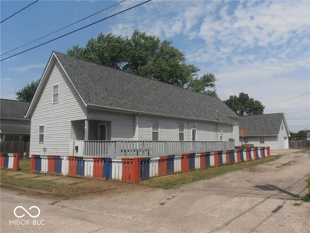 $634,000 | 2918 Jackson Street, Indianapolis, IN 46222